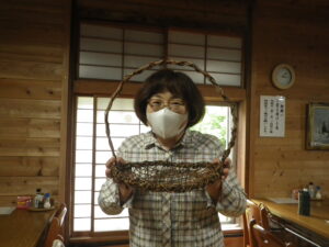 ７月１１日「あけびつるでかご編みワークショップ」開催しました