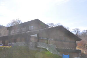 昨日をもって、八幡平ビジターセンターの今期の業務を終了致しました。今後も、冬期事務所周辺、イベントの様子、自然情報をお知らせしていきたいと思いますので宜しくお願い致します。