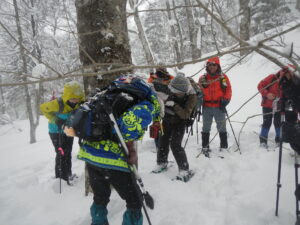 3月10日（日）「春はワタスゲの群生地、冬はどんな景色？　ベコ谷地スノーハイキング」を開催しました。