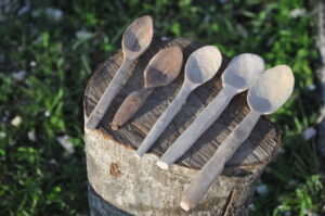 【中止】9月13日(土)＆９月14日(日)（２回開催）「ブナの木でスプーンを作ろう」